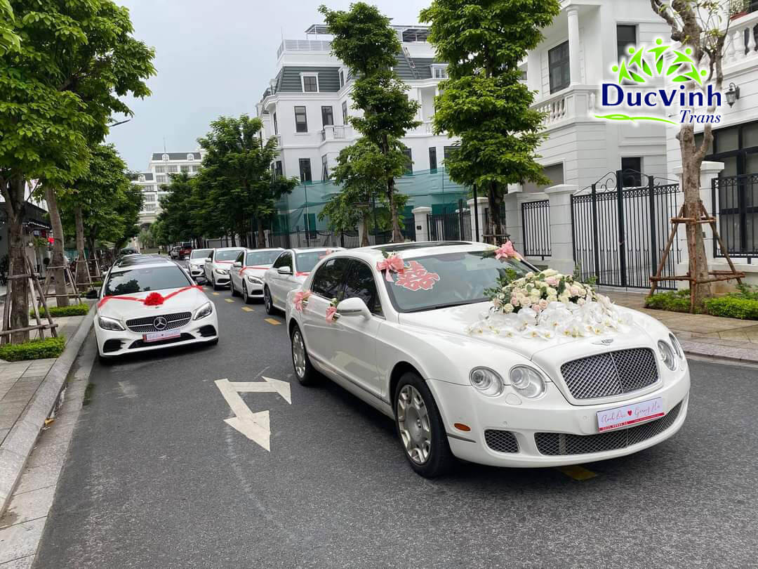 Cho thuê xe cưới Bentley Flying Spur siêu sang