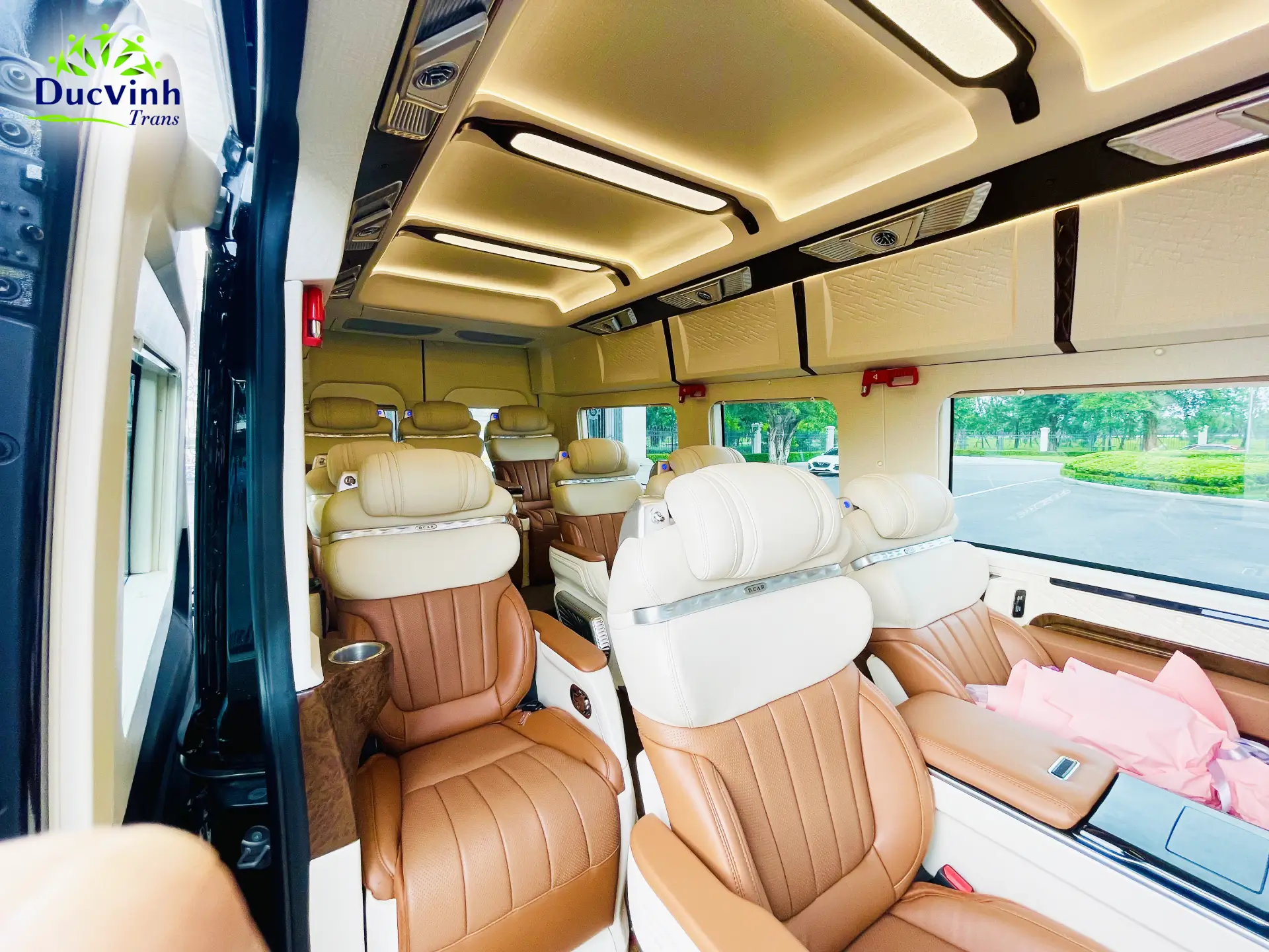 Cho Thuê Xe Dcar Limousine 11 Chỗ Ford Transit - Ảnh 3