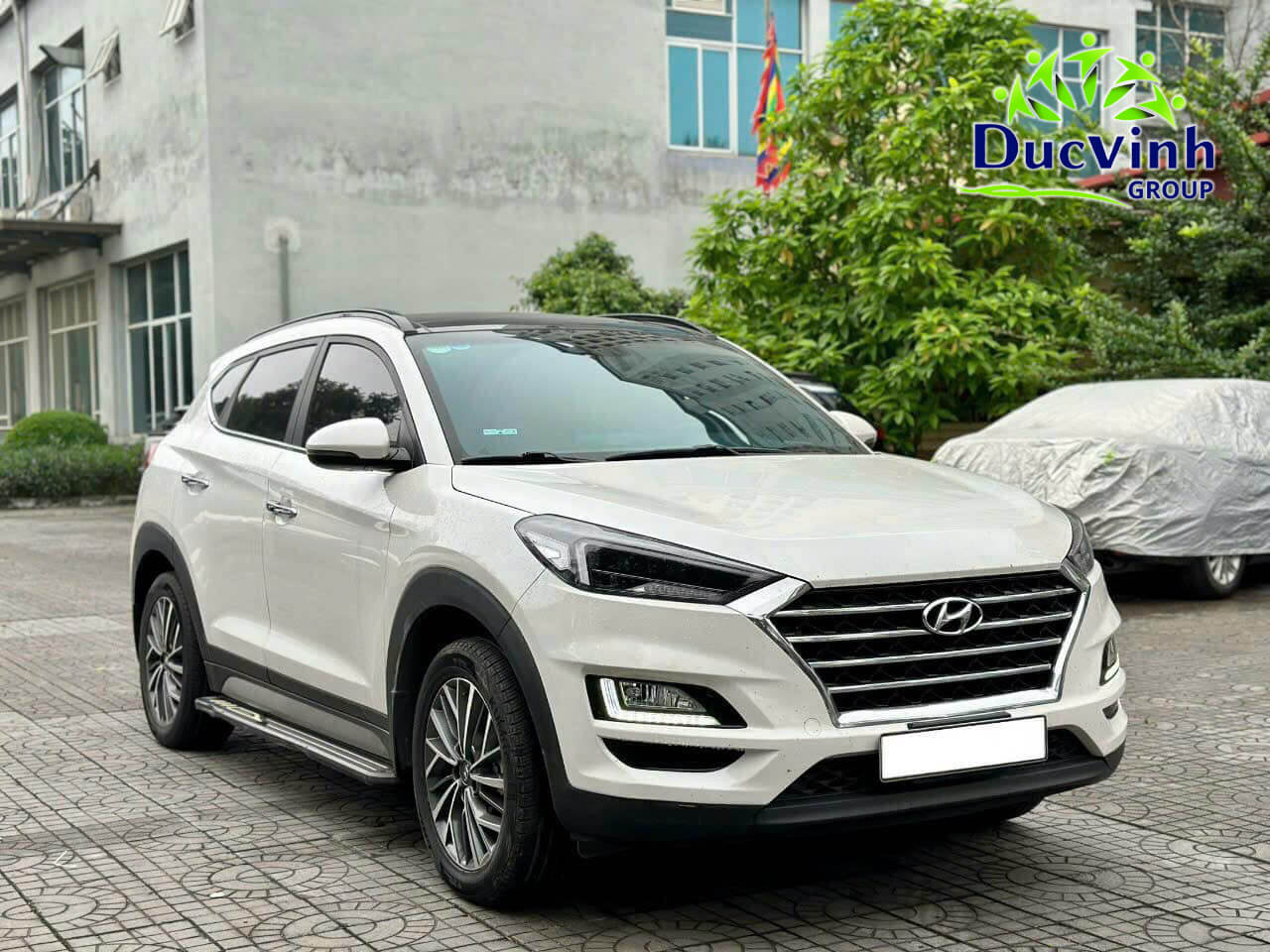 Cho thuê xe Hyundai Tucson theo tháng màu trắng