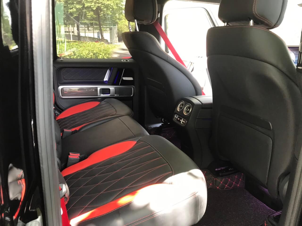 Nội thất hàng ghế sau xe Mercedes G63 siêu sang