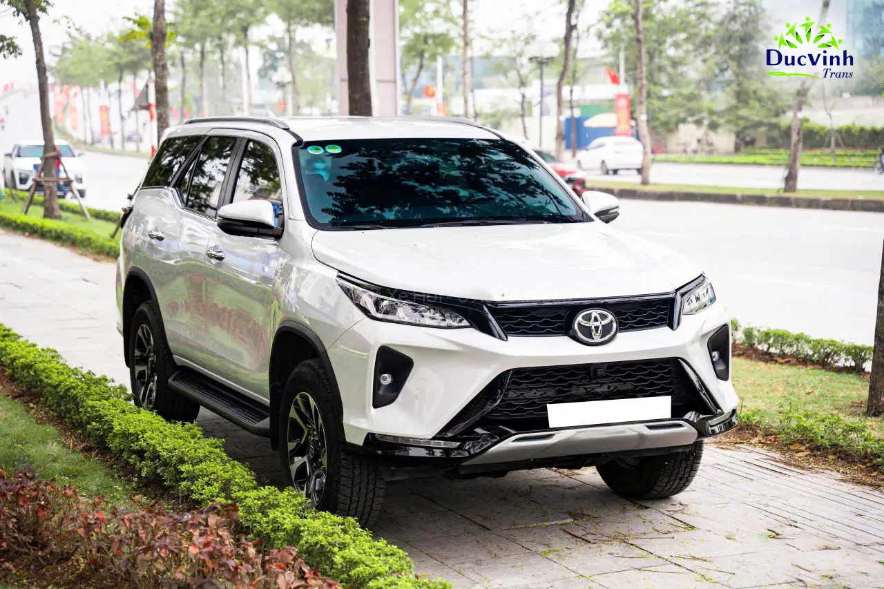 Cho Thuê Xe Toyota Fortuner 7 Chỗ