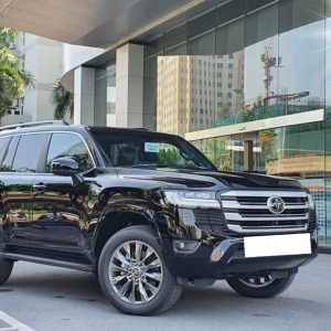 Cho Thuê Xe Land Cruiser 7 Chỗ Hạng Sang