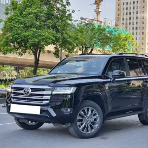 Alternative view of Cho Thuê Xe Land Cruiser 7 Chỗ Hạng Sang