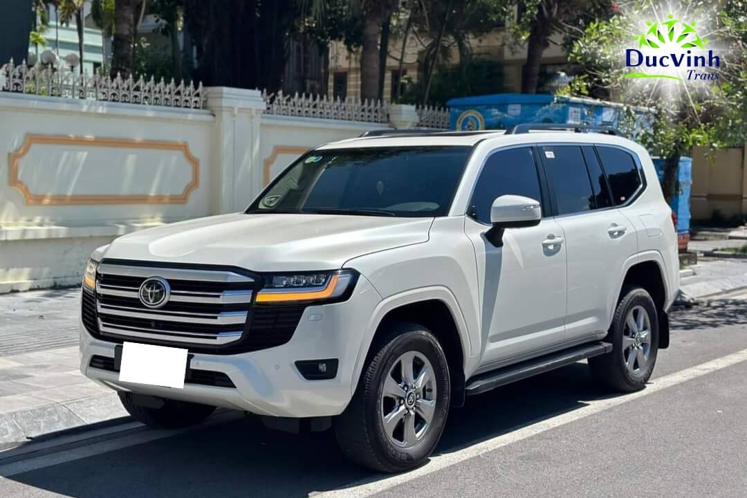Cho Thuê Xe Toyota Land Cruiser