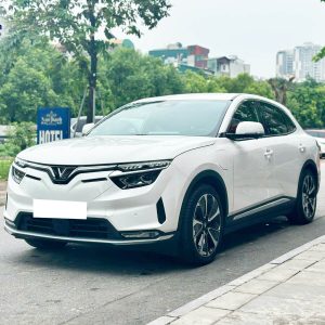 Cho Thuê Xe Vinfast VF8
