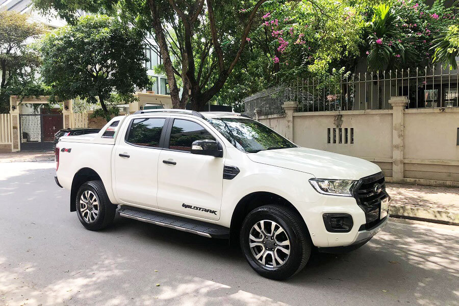 Cho thuê xe bán tải Ford Ranger theo tháng (Wildtrak)