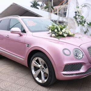 Cho Thuê Xe Cưới Bentley Bentayga Siêu Sang