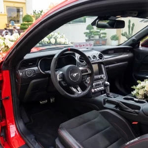 Alternative view of Cho Thuê Xe Cưới Ford Mustang Hạng Sang