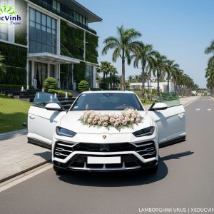 Alternative view of Cho Thuê Siêu Xe Cưới Lamborghini Urus