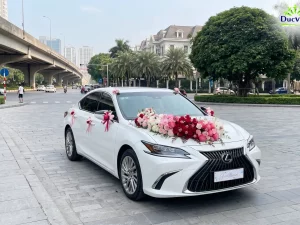 Cho Thuê Xe Cưới Lexus IS Sang Trọng