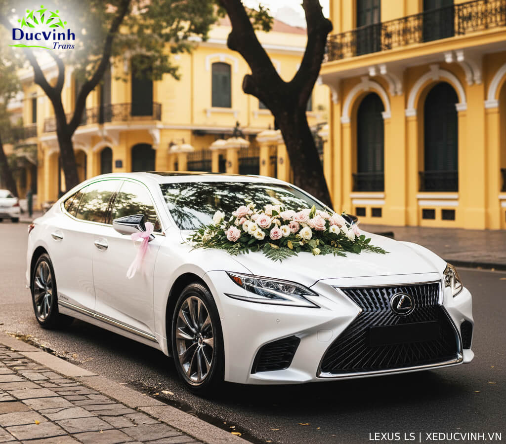 Cho Thuê Xe Cưới Lexus LS Màu Trắng Sang Trọng