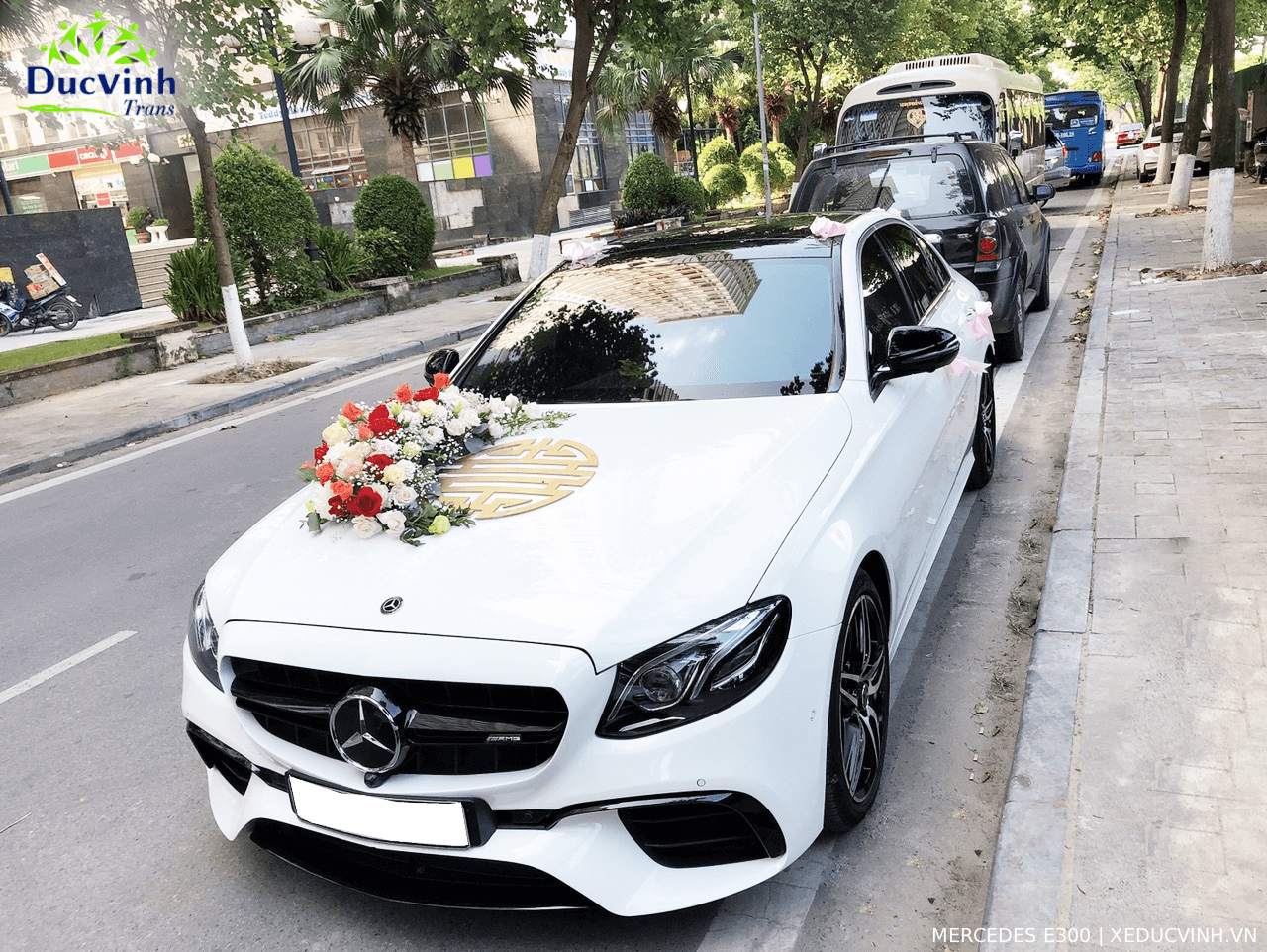 Cho Thuê Xe Cưới Mercedes E Sang Trọng - Ảnh 10