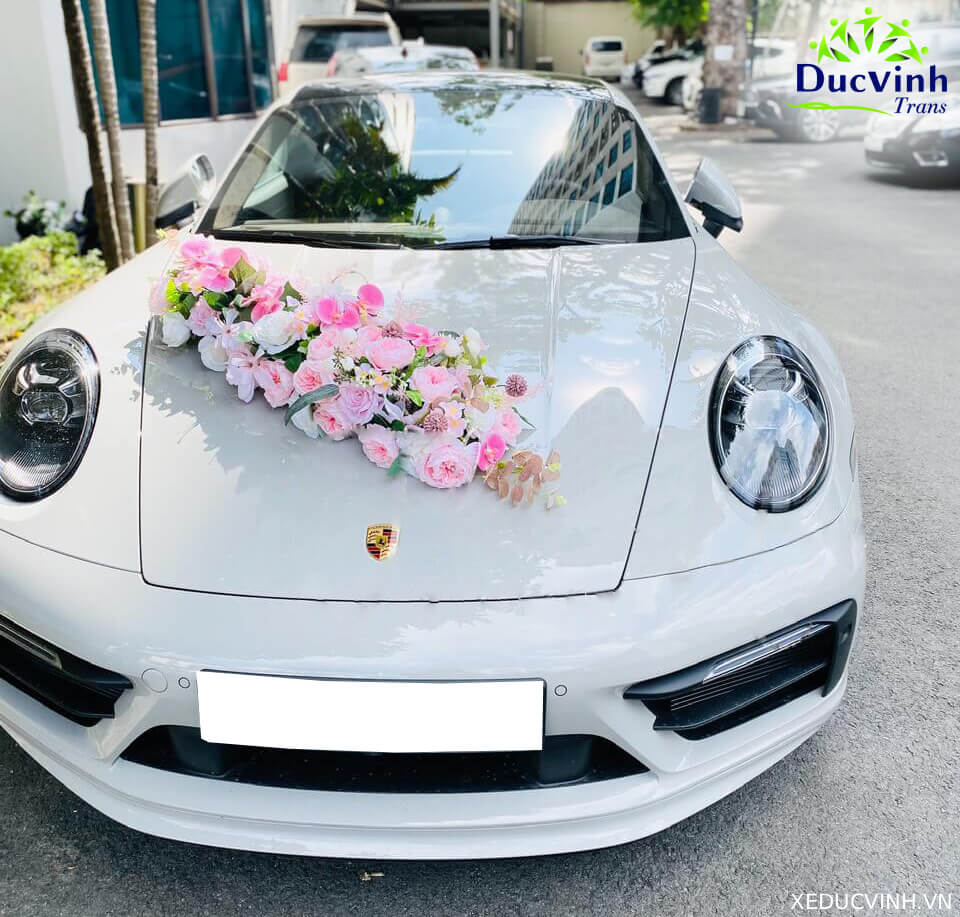 Cho Thuê Xe Cưới Porsche 911 Sang Trọng