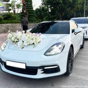 Cho Thuê Xe Cưới Porsche Panamera Sang Trọng