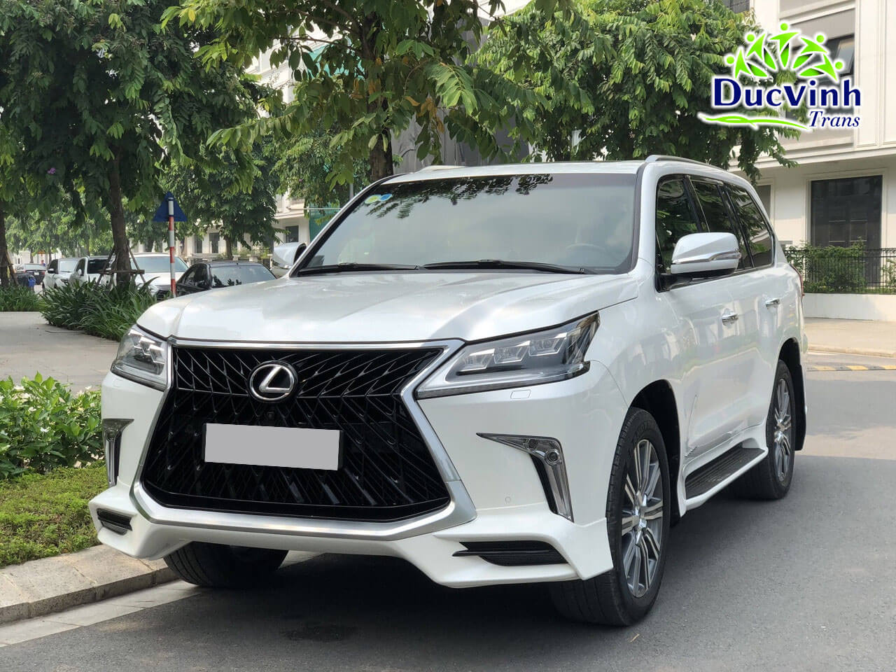 Cho thuê xe sang Lexus LX570