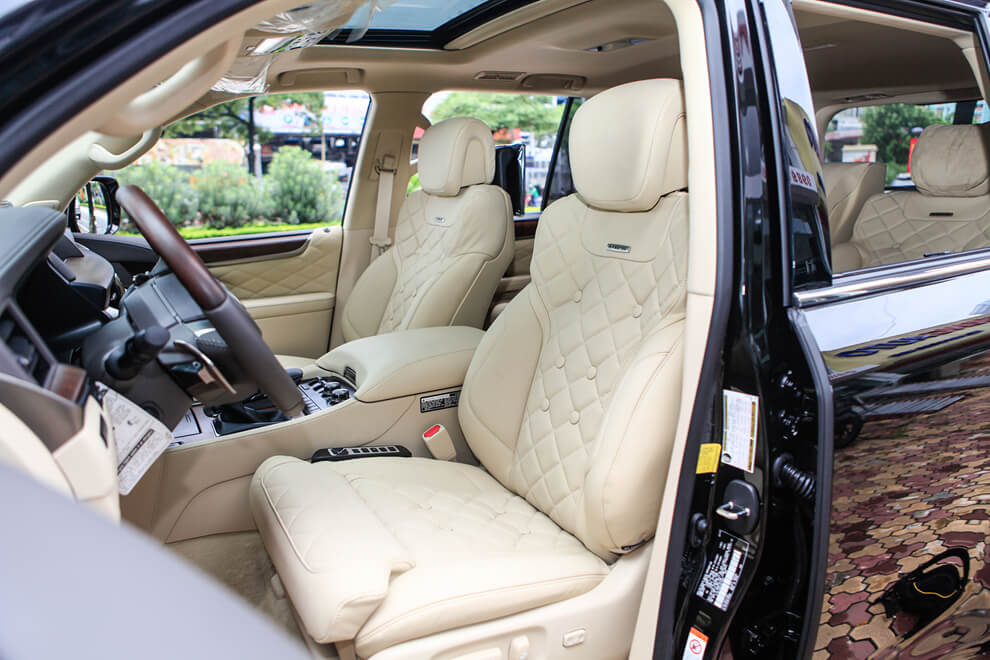 Nội thất xe sang Lexus LX570