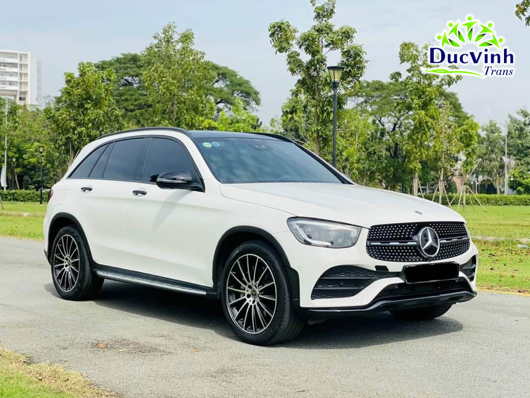 Cho thuê xe sang Mercedes GLC Trắng