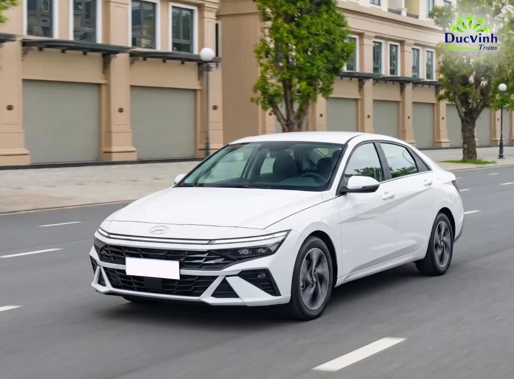 Cho Thuê Xe Hyundai Elantra Theo Tháng
