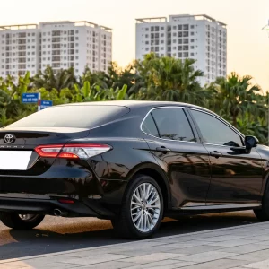 Alternative view of Cho Thuê Xe Toyota Camry Theo Tháng