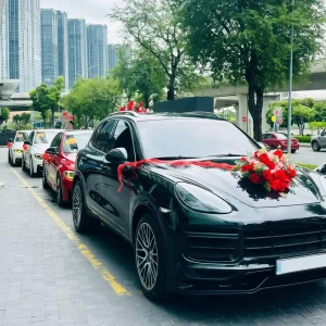Alternative view of Cho Thuê Xe Cưới Porsche Cayenne Hạng Sang