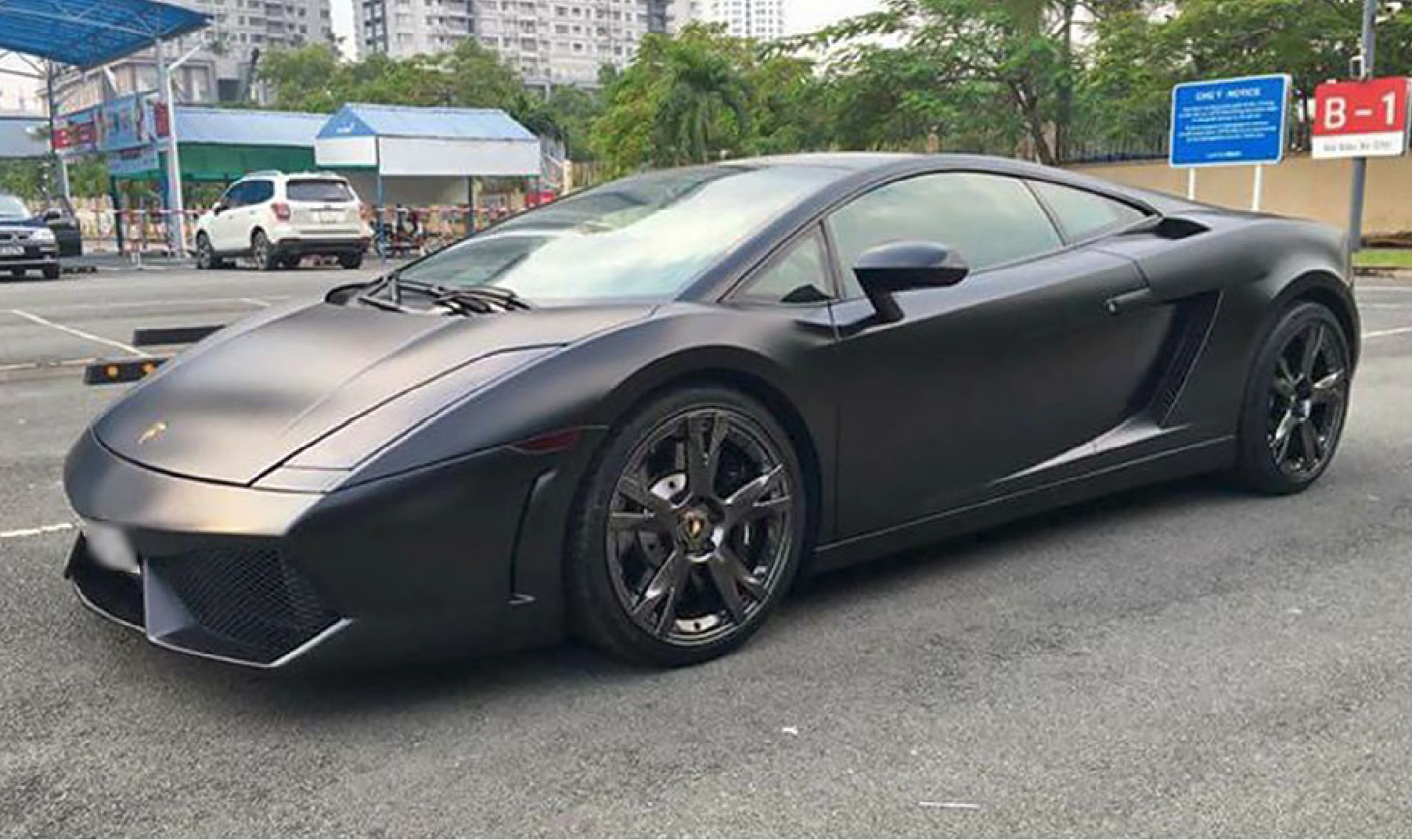 Cho Thuê Siêu Xe Lamborghini Gallardo