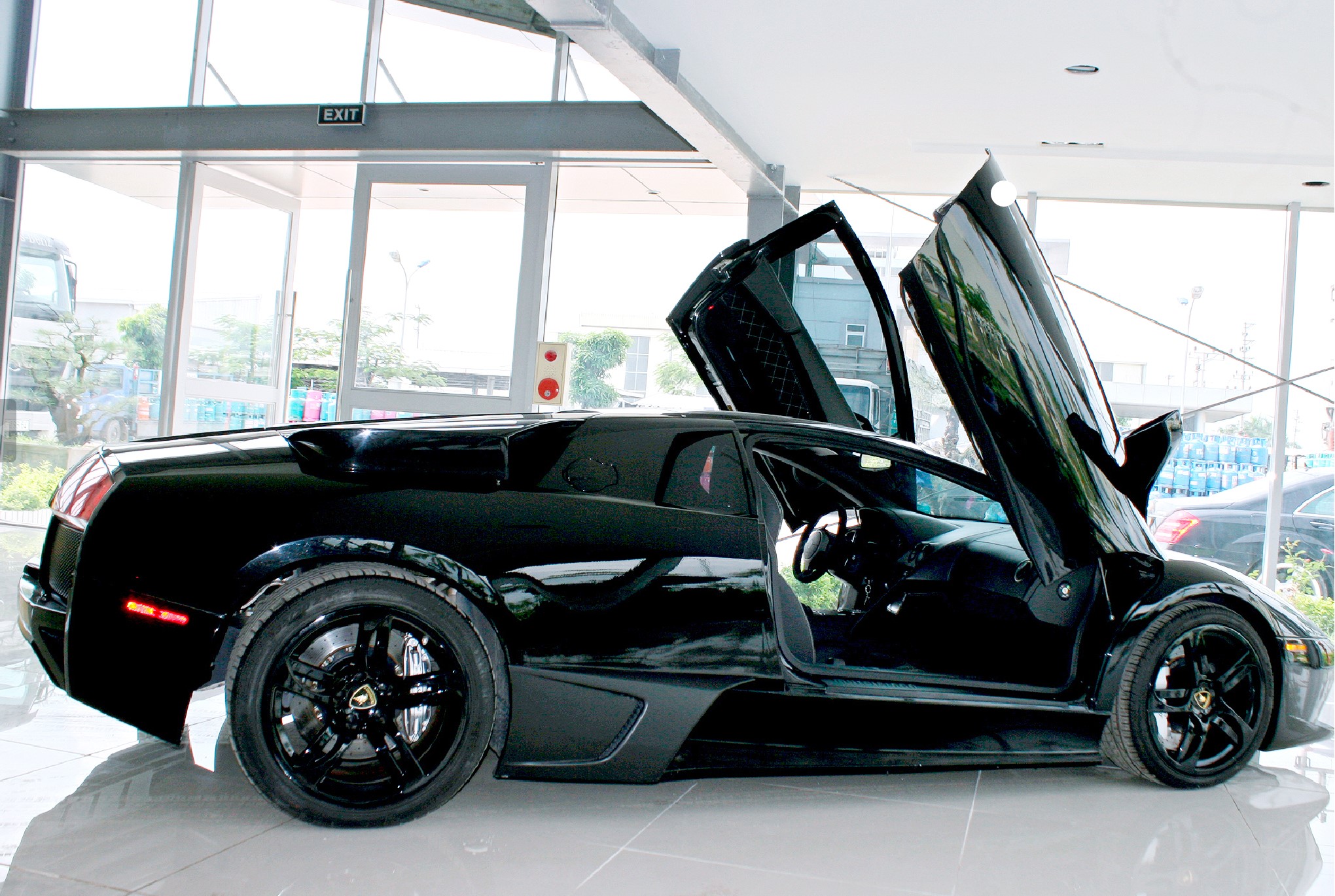Cho Thuê Siêu Xe Lamborghini Murcielago