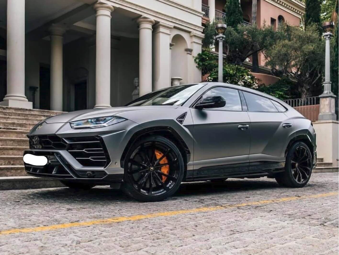 Cho Thuê Siêu Xe Lamborghini Urus