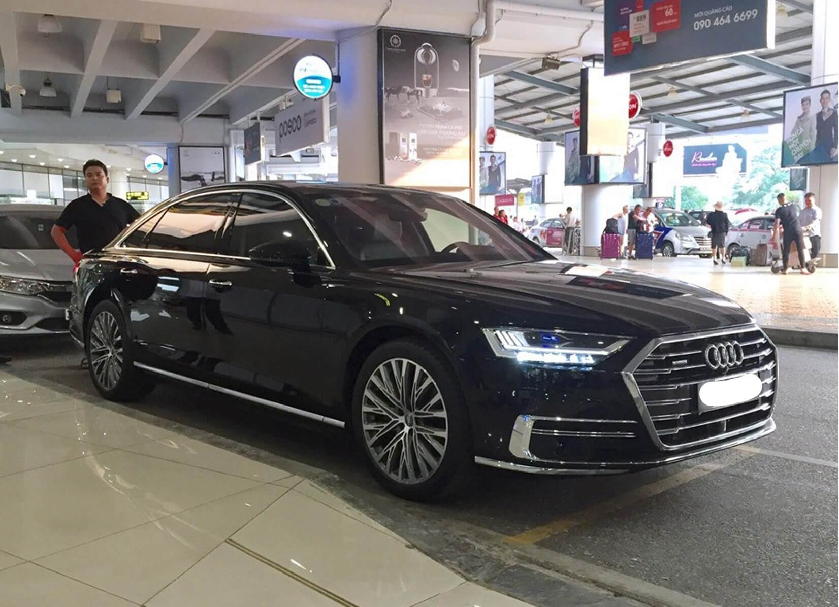 Cho Thuê Xe Audi A8 Hạng Sang
