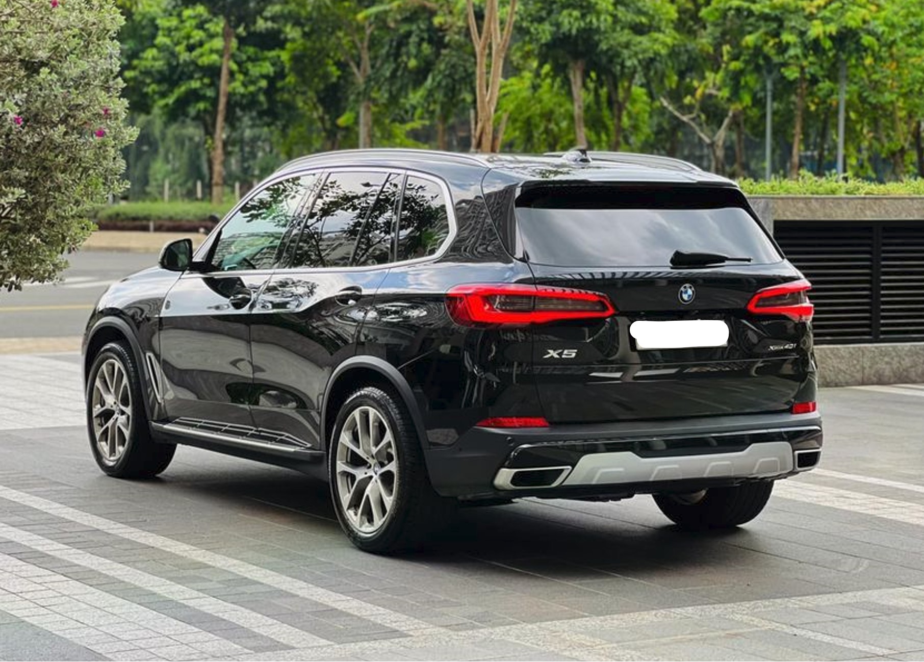 Cho Thuê Xe BMW X5 Hạng Sang