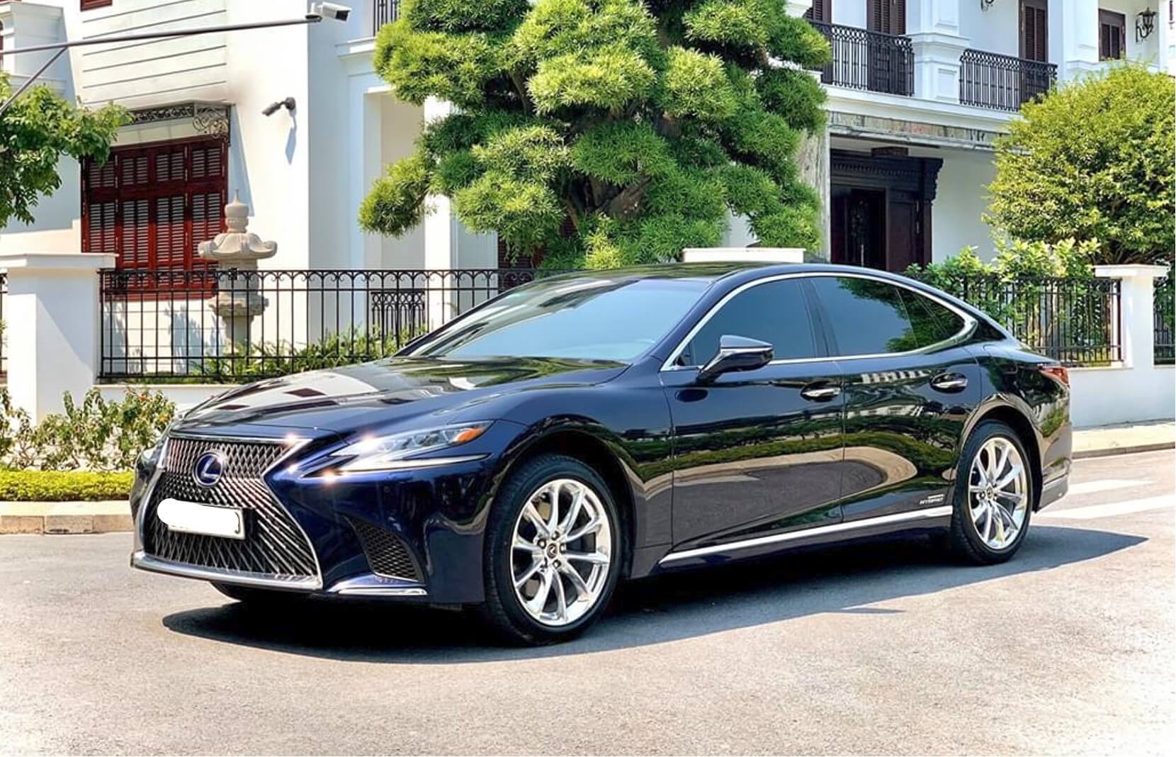 Cho Thuê Xe Lexus ES Hạng Sang