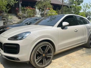 Alternative view of Cho Thuê Xe Porsche Cayenne Hạng Sang